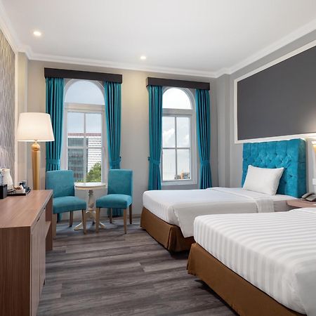 Luminor Hotel Palembang By Wh Free Massage 10 Minutes Zewnętrze zdjęcie