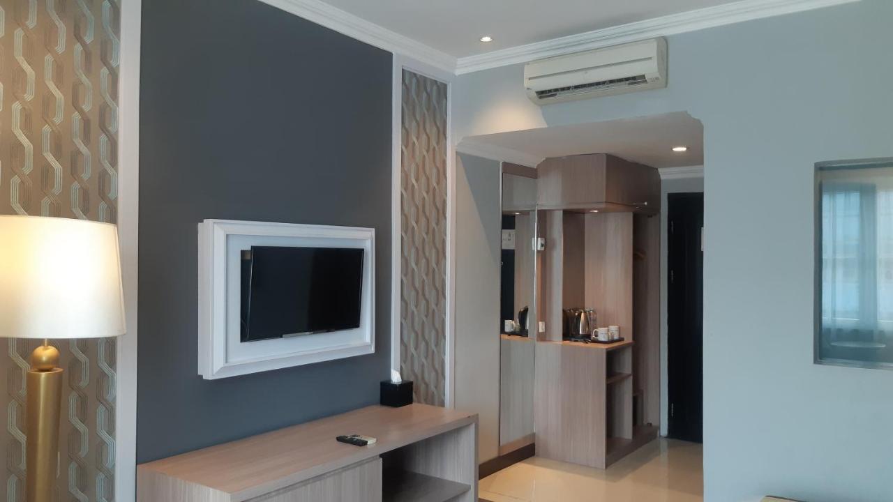 Luminor Hotel Palembang By Wh Free Massage 10 Minutes Zewnętrze zdjęcie