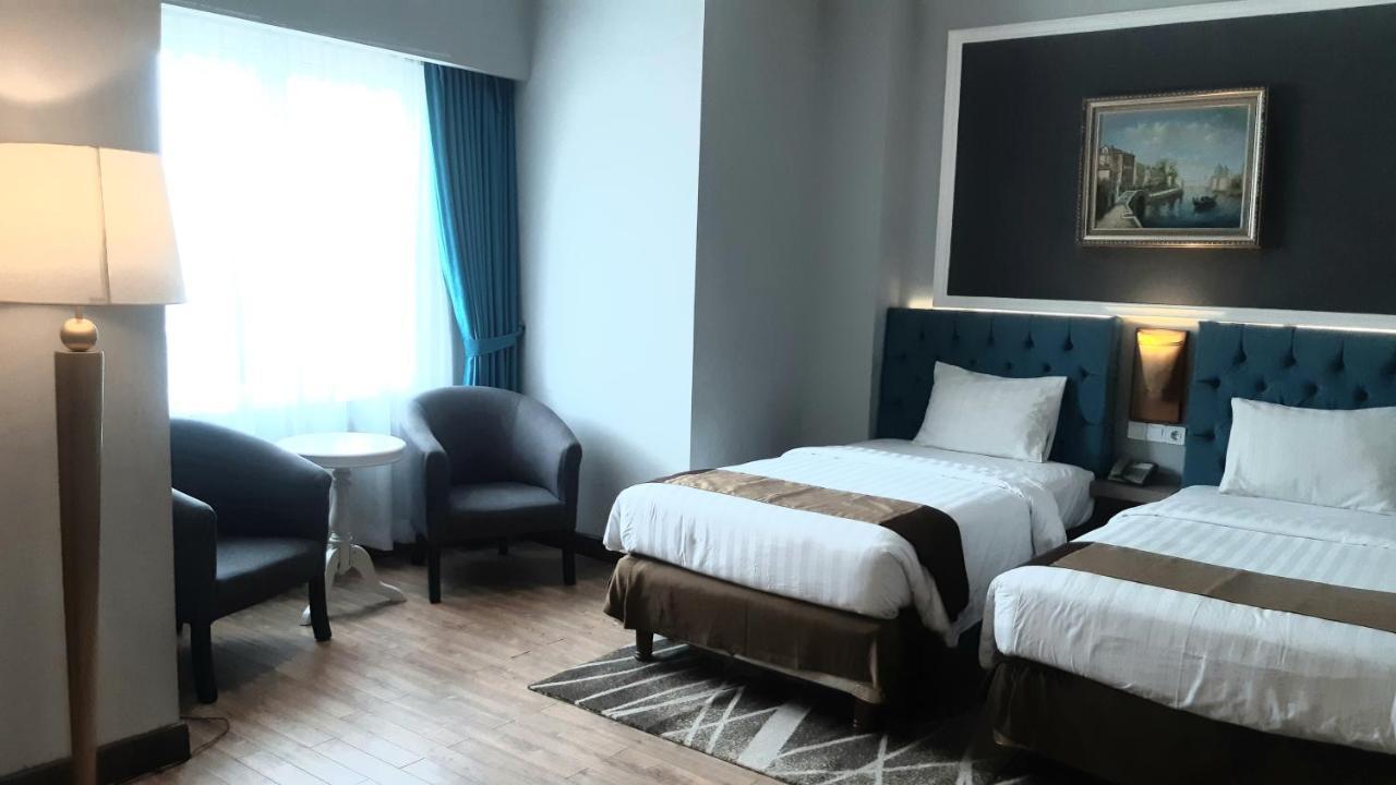 Luminor Hotel Palembang By Wh Free Massage 10 Minutes Zewnętrze zdjęcie