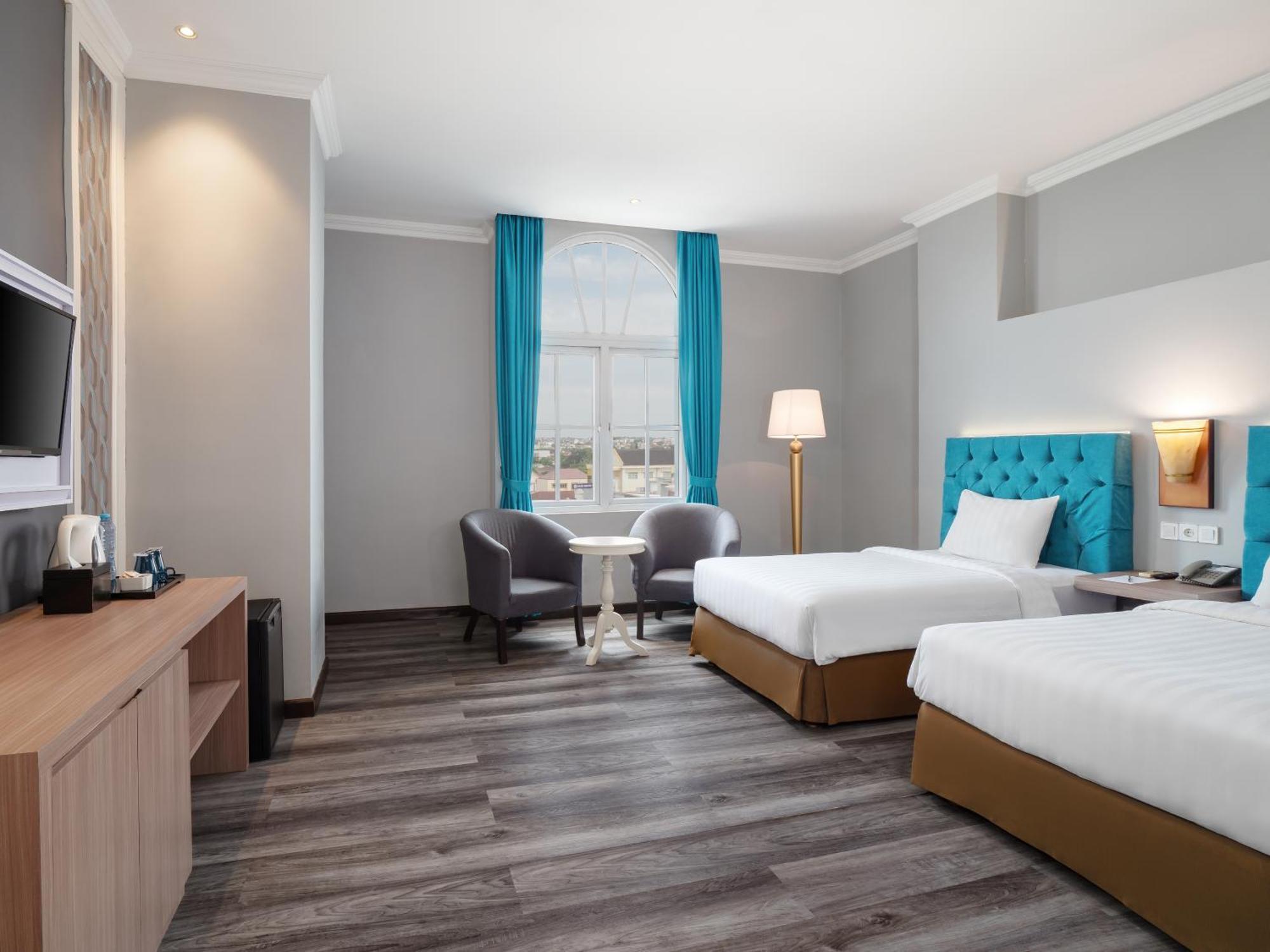 Luminor Hotel Palembang By Wh Free Massage 10 Minutes Zewnętrze zdjęcie